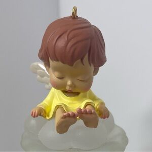 HALLMARK VINTAGE KEEPSAKE ORNAMENT 1988 MARY'S
ANGELS BUTTERCUP #1 IN SERIES